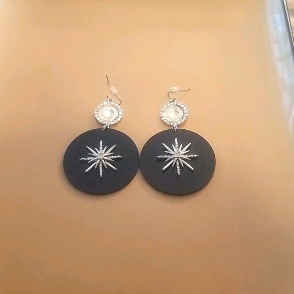 Very light earings!